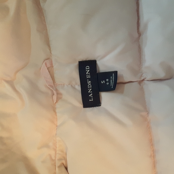 Lands End puffer vest - Picture 7 of 10